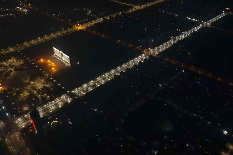 闻韶路通车后现状图（路灯）.jpg